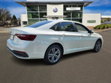 Used 2024 Volkswagen Jetta SE w/ Panoramic Sunroof Package image 5