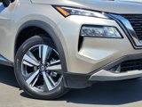 Used 2021 Nissan Rogue SL w/ Premium Package image 3
