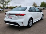 Used 2021 Toyota Corolla LE image 3
