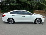 Used 2017 Nissan Altima 2.5 SV w/ Convenience Package image 4