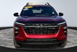 Used 2025 Chevrolet Trax RS w/ Sunroof Package image 3
