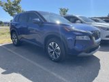 Used 2021 Nissan Rogue SV image 2