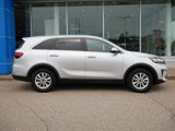 Used 2019 Kia Sorento LX image 2