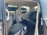 Used 2022 Chrysler Pacifica Touring-L image 2