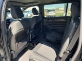 New 2025 Jeep Grand Cherokee L Laredo w/ Luxury Tech Group I image 4