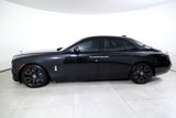 Used 2024 Rolls-Royce Ghost image 3
