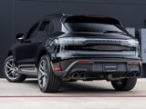 Certified 2025 Porsche Macan image 3