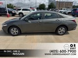 Used 2024 Hyundai Elantra SE image 2