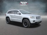 Used 2011 Jeep Grand Cherokee Laredo image 3