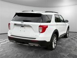 Used 2021 Ford Explorer XLT w/ Equipment Group 202A image 5