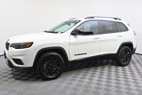 Used 2023 Jeep Cherokee Altitude Lux image 2