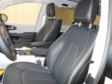 New 2023 Chrysler Pacifica Limited w/ Uconnect Theater Family Group image 2