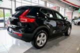 Used 2021 Volvo XC40 T4 Momentum image 5