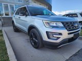 Used 2017 Ford Explorer XLT w/ Equipment Group 202A image 3