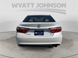 Used 2017 Toyota Camry SE image 4