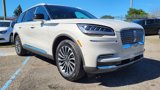 Used 2023 Lincoln Aviator Reserve w/ Equipment Group 201A image 3