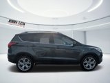 Used 2019 Ford Escape Titanium image 2