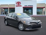 Used 2020 Toyota Camry LE image 1