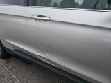 Used 2019 Ford Edge Titanium image 3