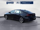 Used 2022 Kia Forte LXS w/ LXS Technology Package image 3