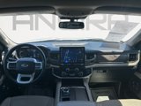 Used 2023 Ford Expedition Limited image 3