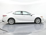 Used 2020 Toyota Camry XLE image 6
