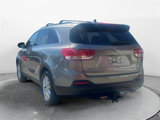 Used 2017 Kia Sorento LX w/ LX Convenience Package image 3