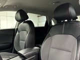 Used 2022 Kia Niro EX image 6