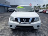 Used 2019 Nissan Frontier SV image 2