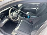 Certified 2022 Hyundai Elantra SEL w/ Convenience Package image 3