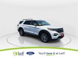 Used 2021 Ford Explorer XLT w/ Equipment Group 202A image 2
