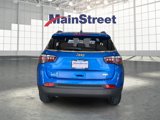 New 2025 Jeep Compass Latitude image 4