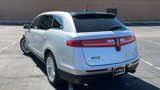Used 2019 Lincoln MKT AWD image 4