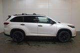 Used 2019 Toyota Highlander SE image 3