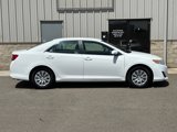Used 2012 Toyota Camry LE image 2