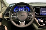 Used 2022 Chrysler Pacifica Touring-L image 5