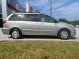 Used 2009 Toyota Sienna LE image 2