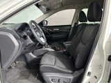 Used 2017 Nissan Rogue SV w/ SV Premium Package image 4