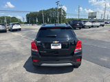 Used 2022 Chevrolet Trax LT w/ LT Convenience Package image 6