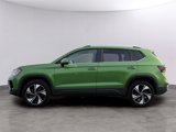New 2025 Volkswagen Taos SE image 4