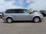 Used 2014 Chrysler Town & Country Touring image 6