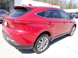 Certified 2021 Toyota Venza XLE image 3