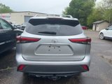 Used 2020 Toyota Highlander XLE image 5