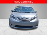Used 2017 Toyota Sienna Limited Premium image 2