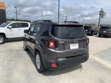 Used 2018 Jeep Renegade Latitude image 5