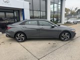 New 2025 Hyundai Elantra SEL image 2