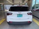 Used 2024 Jeep Compass Latitude image 4