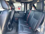 Used 2017 Jeep Wrangler Unlimited Rubicon image 6