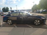 Used 2022 Nissan Altima 2.5 SV image 4