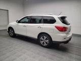 Used 2017 Nissan Pathfinder SV image 3